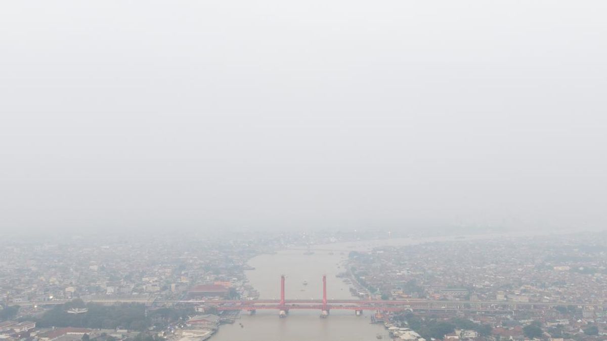 FOTO: Kabut Asap Selimuti Palembang