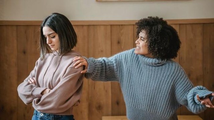 Duh, Ini 4 Ciri Kepribadian Orang yang Diam-Diam Nirempati