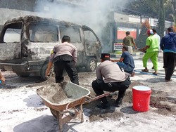 Suzuki Futura Ludes Terbakar Saat Antre Isi Bensin di Wonogiri