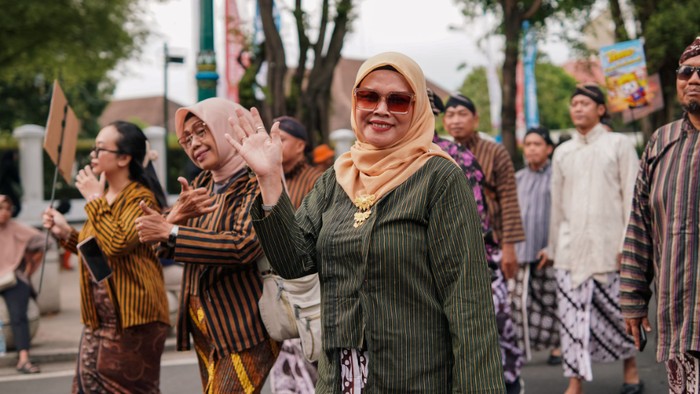 Nama paling populer di Indonesia. Nurhayati dan Sutrisno/Yazid N