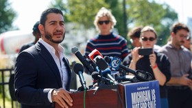 U.S. Senate Democratic candidate Abdul El-Sayed speaks on stage, with vote counting continuing for Michigan's Democratic U.S. Senate primary, during an election night rally in Detroit, Michigan, U.S., August 5, 2026. REUTERS/Rebecca Cook