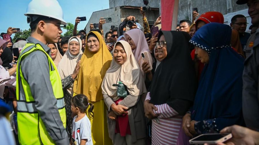 Wakil Presiden Gibran Rakabuming meninjau pembangunan prasarana di Aceh. (Istimewa)