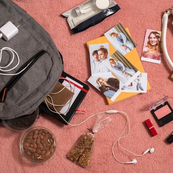 7 Barang Penting yang Harus Kamu Masukkan dalam Tas Sehari-hari