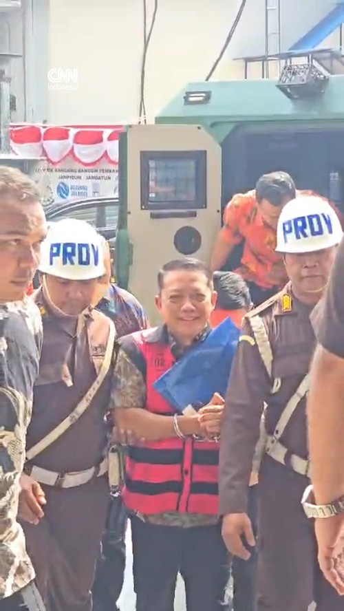 Febrie Jalani Pemeriksaan sebagai Tersangka di Kejagung