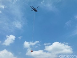 BNPB Tambah Helikopter Water Bombing Atasi Karhutla Kalbar, Jadi 5 Unit