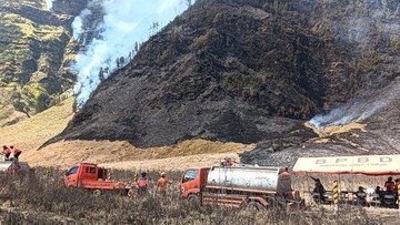 Bromo fire expands to 176 hectares; helicopters deployed for water bombing