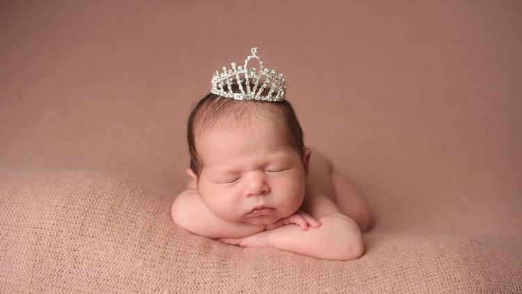 Nama bayi terisnpirasi kristal
