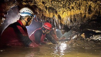 Perawatan Sumber Air di Gua Keceme Gunungkidul