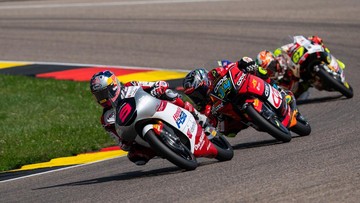 Kabar Sport CNN Terbaru : Hasil FP1 Moto3 Inggris 2026: Sempat di Buncit, Veda Ega Urutan 6
