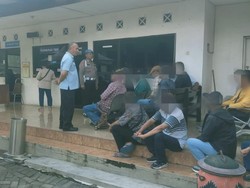 Polresta Sidoarjo Tertibkan Belasan Calo di Samsat