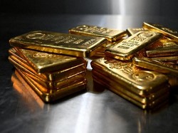 Mengapa Rusia Menjual Cadangan Emasnya?