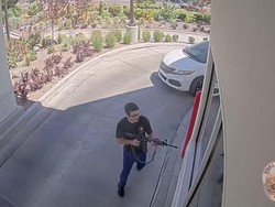 Video Rekaman CCTV Penembakan Massal di Restoran AS, 3 Orang Tewas