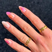 5 Tren Nail Art Agustus yang Cantik dan Mudah Dibuat Sendiri di Rumah