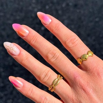 5 Tren Nail Art Agustus yang Cantik dan Mudah Dibuat Sendiri di Rumah