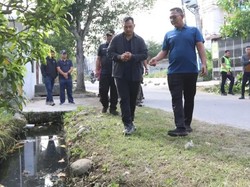 Warga Keluhkan 40 Tahun Drainase di Jalan Taduan Medan Tak Diperbaiki