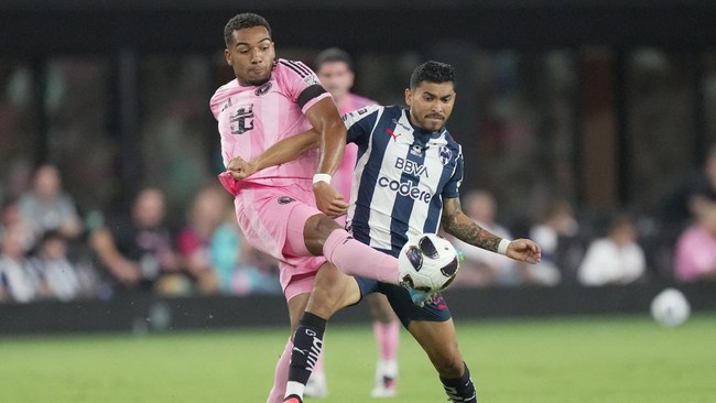 Aug 8, 2026; Miami, FL, USA; Inter Miami CF offense Yannick Bright (42) battles for possession against Monterrey goalkeeper Santiago Mele (25) in the first half during the Leagues Cup Phase One match at Nu Stadium. Mandatory Credit: Jim Rassol-Imagn