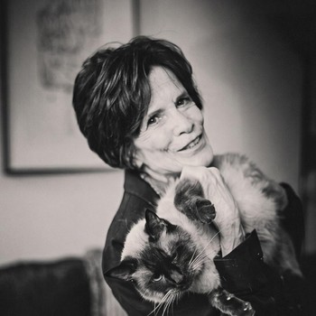 Mengenal Carole Wilbourn, Cat Therapist yang Jadi Pionir Psikoterapi Kucing