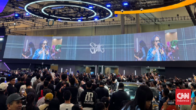 Booth Suzuki di GIIAS 2026 menampilkan sejumlah musisi papan atas, seperti Slank, Weird Genius-Novia Bachmid, serta Splitfire.