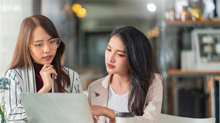 7 Tips Menjaga Hubungan Baik dengan Rekan Kerja