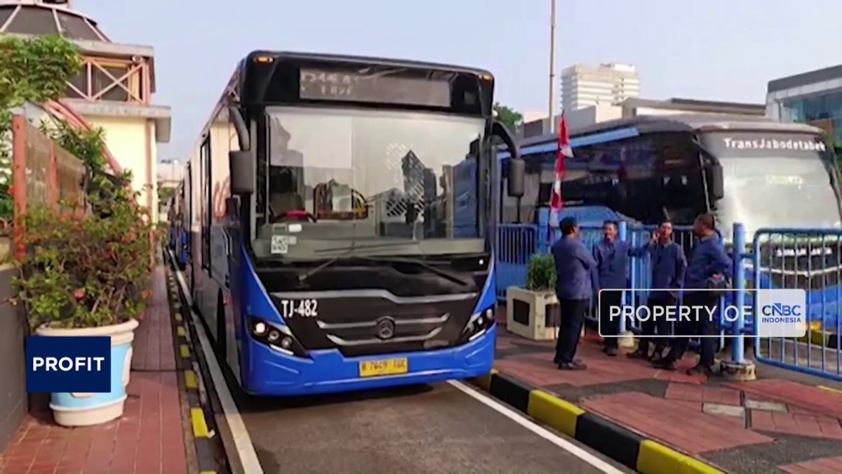 Makin Banyak! 21 Golongan Ini Gratis Naik Transportasi Umum di Jakarta