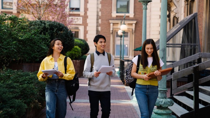5 Kota Paling Ramah Mahasiswa untuk Kuliah Tahun 2027 versi QS World University