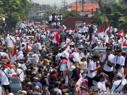Demo Peternak Ayam di Kendal Sempat Blokade Jalur Pantura