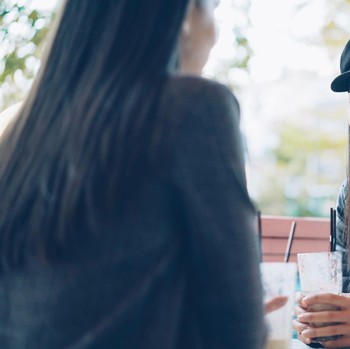 4 Cara Mengenali Orang High Class Dilihat dari Bahasa Tubuh Menurut Pakar
