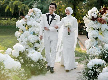 5 Potret Pernikahan Dea Annisa dan Mazaki Ahmad, Digelar Outdoor