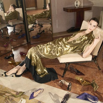 Ferragamo Tampilkan Kampanye Nuansa Surealisme bersama Seniman AS