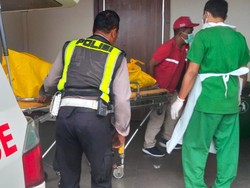 Tabrak Pohon Pinggir Jalan, Pengendara Motor di Gianyar Tewas