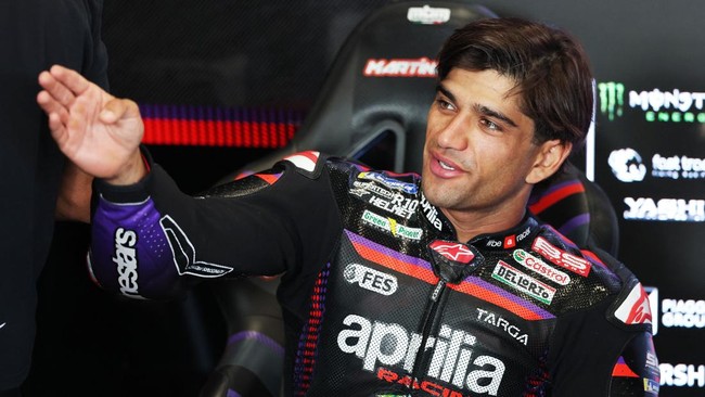 MotoGP - British Grand Prix - Silverstone Circuit, Silverstone, Britain - August 9, 2026 Aprilia Racing's Jorge Martin ahead of the race REUTERS/Paul Childs