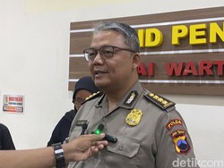 Polisi Jaga Makam Sutrimo di Banyumas Jelang Ekshumasi
