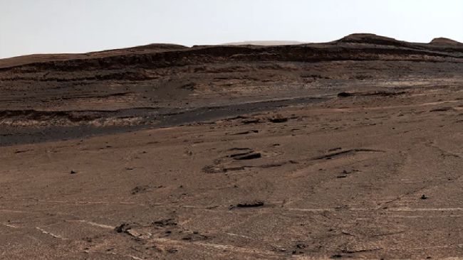 NASA memamerkan panorama terbaru permukaan Mars yang dikirim rover Curiosity dari sebuah lembah yang dijuluki