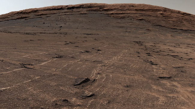 NASA memamerkan panorama terbaru permukaan Mars yang dikirim rover Curiosity dari sebuah lembah yang dijuluki