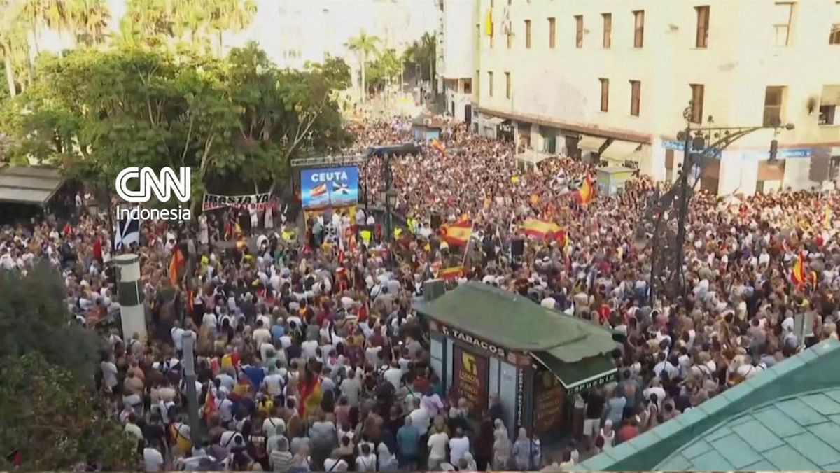 Ratusan Warga di Ceuta Demo Tuntut Solusi Krisis Migrasi