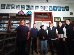 Kata Hasto Soal Survei Kepuasan Presiden Prabowo Subianto