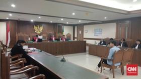 Khariq Anhar Dituntut 6 Bulan Penjara Kasus Timpa Teks Demo Agustus