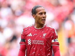 Van Dijk soal Araujo: Kami Sambut Siapapun yang Datang