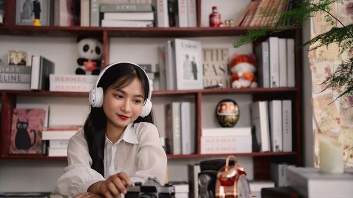 5 Alasan Mendengarkan Musik Bisa Meningkatkan Mood, Sederhana tapi Bikin Hati Lebih Ringan