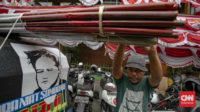 Berburu Pernak-pernik HUT Kemerdekaan RI di Pasar Jatinegara