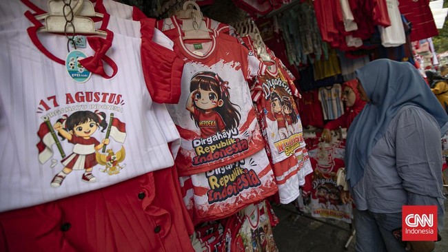 Berburu Pernak-pernik HUT Kemerdekaan RI di Pasar Jatinegara