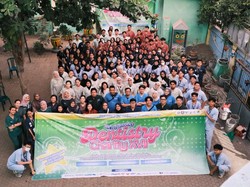 Mahasiswa FKG Unair Layani Pengobatan Gigi Gratis di Sidogiri Pasuruan