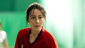 Dilraba Dilmurat dalam film Kung Fu Soccer (2026).