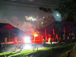 7 Gedung Pemerintahan di Puncak Papua Dibakar Massa, Kantor Bupati-DPRD