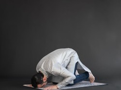 Jam Berapa Sholat Rebo Wekasan? Cek Jadwal 2026 dan Bacaan Niatnya!