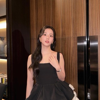 Jisoo BLACKPINK Umumkan Comeback Solo dengan 'CLICK'