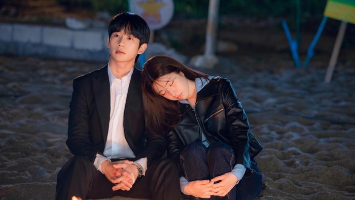 Simak Cerita Jung Hae In dan Ha Young Tentang Chemistry Mereka di Drakor Our Sticky Love