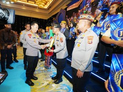 Kapolri Anugerahi Pemenang Apresiasi Kreasi Polri untuk Masyarakat