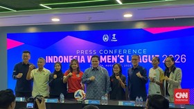 Konferensi pers Indonesian Women's League jelang kickoff dihadiri Erick Thohir, Teddy Tjahjono, Ferry Paulus, Vivin Sungkono, dan perwakilan klub.