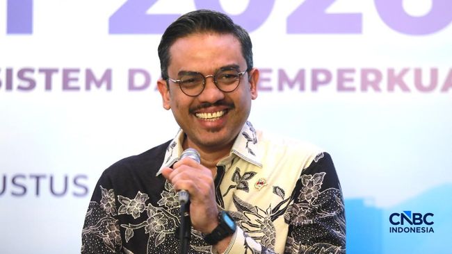 Menteri UMKM, Maman Abdurrahman saat doorstop usai acara UMKM Finance Summit 2026 dengan tema 